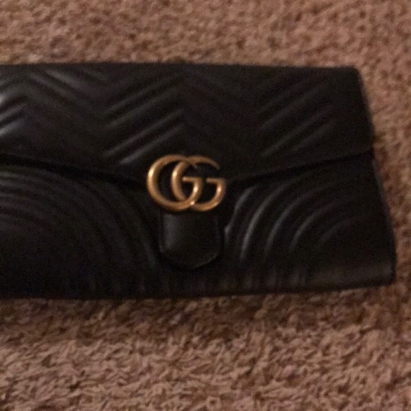 Gucci Handbags - COPY - Gucci clutch new never worn